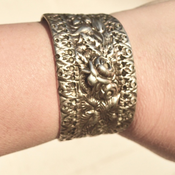 Antique Sterling Silver Petite Cuff Bracelet 925 - Picture 2 of 6